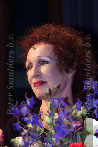 Amsterdam 6 September 2000
Liesbeth List bij een optreden als Edith Piaf en een CD-uitreiking
