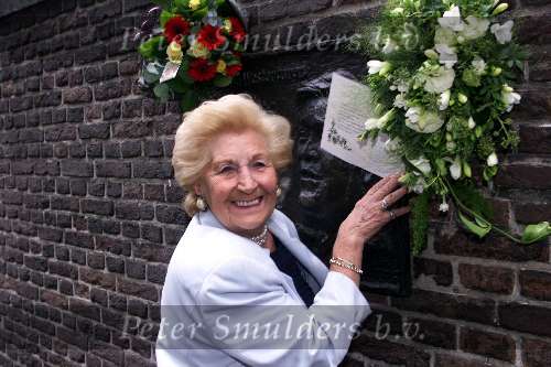 Amsterdam 6 september 2000
Trouwen Toni Alberti en Willeke en Ria