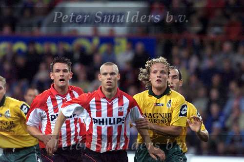 Eindhoven 8 september 2001
PSV-Fortuna sc
Kevin Hofland en Jan Vennegoor of Hesselink