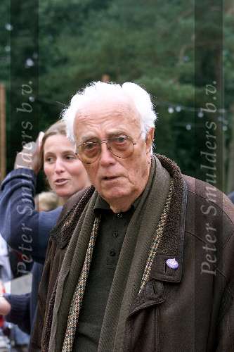 Kaatsheuvel, De Efteling 23 september 2001
2500e Efteling Sprookjes-show
Leen Timp ( man van Mies Bouwman )