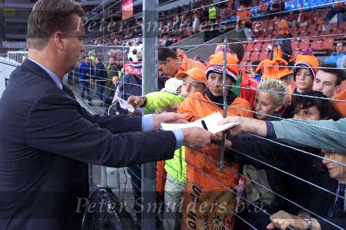 Eindhoven 5 september
Nederland-Estland
Louis v Gaal met fans