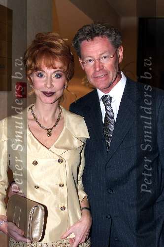 Amsterdam 15 september 2001
Modeshow Mart Visser in het Hilton.
Marijke Helwegen met man
