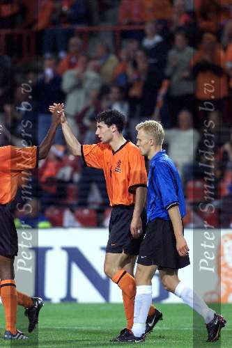 Eindhoven 5 september
Nederland-Estland
Mark v Bommel blij na de 2-0