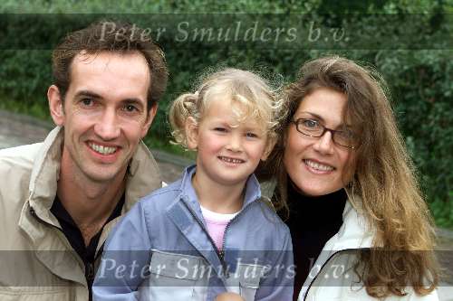 Kaatsheuvel, De Efteling 23 september 2001
2500e Efteling Sprookjes-show
Peter Blange samen metn vrouw en dochter