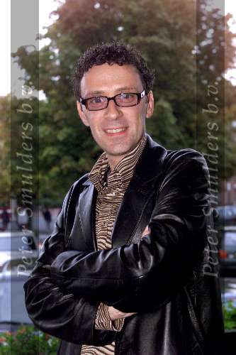 HILVERSUM 20 september 2001
Uitreiking cd New Diamonds in Gooiland
Peter Douglas