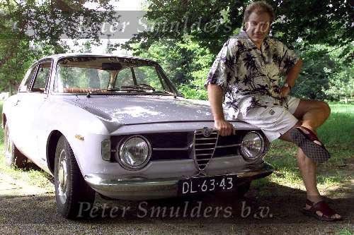 Bussum 22 augustus 2001
Rob Fruithof met zijn oude Alfa Romeo