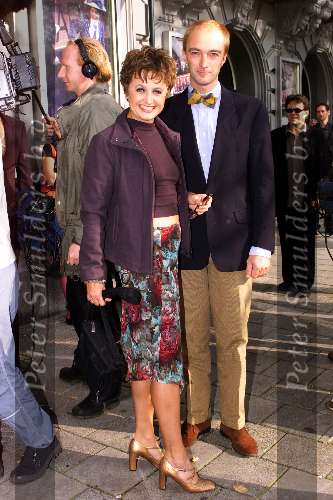 Amsterdam 23 september 2001
Premiere de Titanic in Carre
Vera Mann met een vriend