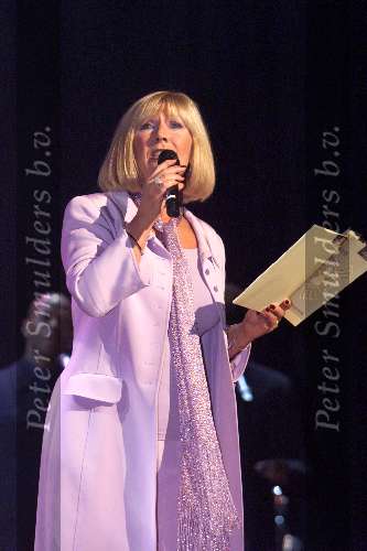 Eindhoven 9 september 2001
Gala van de Vrienden van de thuiszorg Eindhoven in de stadsschouwburg van Eindhoven.
Willeke Alberti