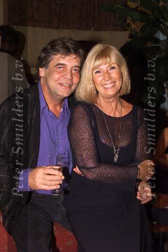 HILVERSUM 20 september 2001
Uitreiking cd New Diamonds in Gooiland
Willeke Alberti en Johnny Lion