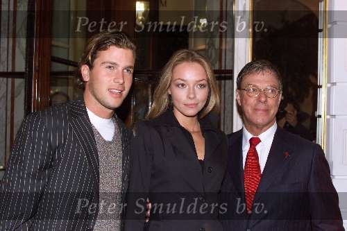 Amsterdam 10 september 2001
Modeshow van Frans Molenaar in het Amstel Hotel.
Winston gerschtanowitz met vriendin