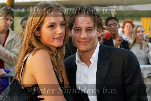 Amsterdam 2 september 2002
Premiere Oesters van Namkee in Pathe Arena
Cas Jansen met vriendin
