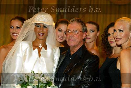 Amsterdam 9 september 2002
Modewshow Frans Molenaar in het Amstel Hotel
Frans Molenaar  Denise Boekhoff