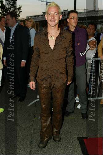 Amsterdam 2 september 2002
Premiere Oesters van Namkee in Pathe Arena
Johnny de Mol