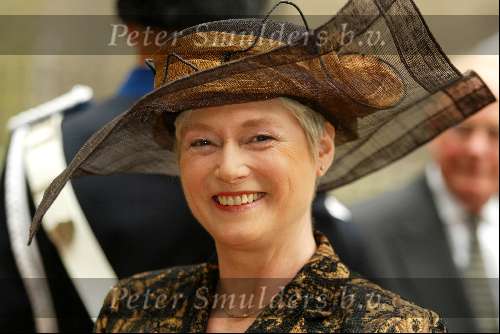 Den Haag 17 september 2002
Prinsjesdag 2002
minister Maria v d Hoeven