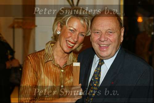 Amsterdam 9 september 2002
Modewshow Frans Molenaar in het Amstel Hotel
Marjon Lambriks met man