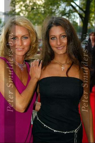 Amsterdam 22 september 2002
Premiere Sound of Music in Carre
Milika Peterzon met dochter