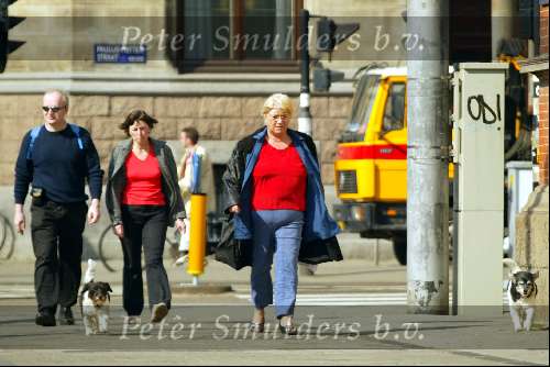 Amsterdam 2 april 2002
Nelly frijda met hondjes