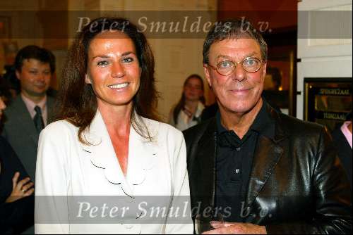 Amsterdam 9 september 2002
Modewshow Frans Molenaar in het Amstel Hotel
Frans Molenaar en Rosalie Delon