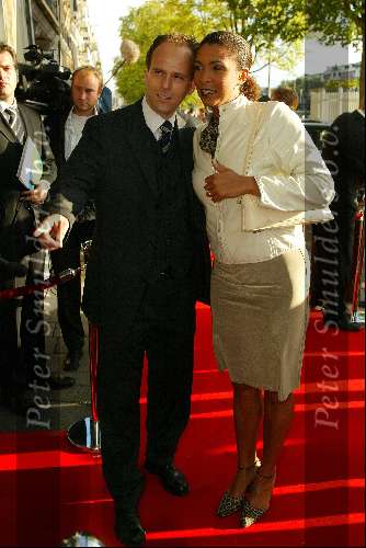Amsterdam 22 september 2002
Premiere Sound of Music in Carre
Sophia Wezer met man