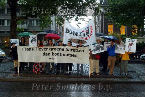 Amsterdam 9 mei 2003
Actievoerders voor bont