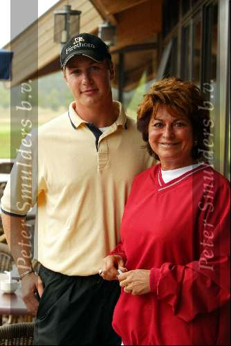 Apeldoorn 9 september 2003
Golftournooi van de ronnie tober foundation op golfbaan de scherpenberg
Christine Kroonenberg met Adriaan kok (ex-vriend Gordon )