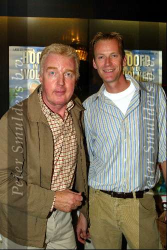 Amsterdam 22 september 2003
Premiere in de wolken 
Andre v Duin met vriend