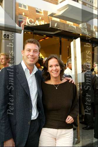 Amsterdam 4 september 2003
Opening winkel canali op pc hooftstraat
Annemarie v Gaal met mike Belafante