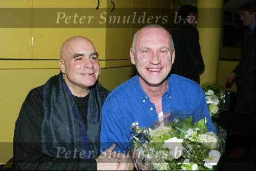 Amsterdam 9 december 2003
Premiere Pietje Bell in City theater.
Arjan Ederveen met vriend