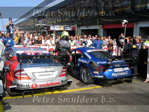 Zandvoort 21 september 2003
Bernd Schneider  met Christijan Albers