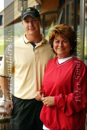 Apeldoorn 9 september 2003
Golftournooi van de ronnie tober foundation op golfbaan de scherpenberg
Christine Kroonenberg met Adriaan Kok
