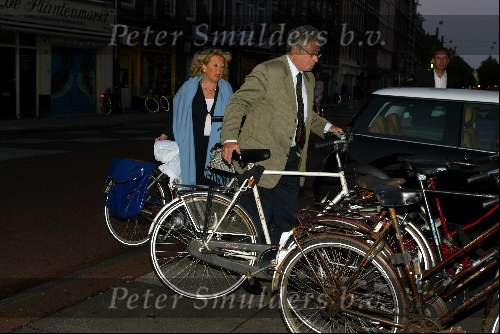 Amsterdam 4 september 2003
Ed v Thijn met zijn vrouw odette op de fiets