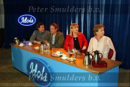 Amsterdam 3 december 2003
Persconferentie Idols 2003/2004
Edwin Jansen, Jerney Kaagman, Henkjan Smits en Eric v Thijn