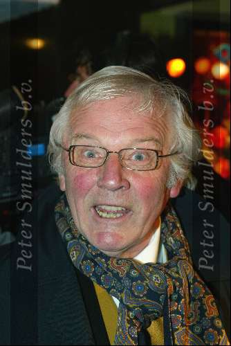 Amsterdam 9 december 2003
Premiere Pietje Bell in City theater.
Eric v d Donk