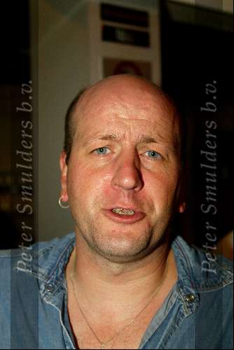 Amsterdam 22 september 2003
Premiere in de wolken met Johnny Kraaykamp jr en laus steenbeeke in het nieuwe de la mar theater
frans v Deursen