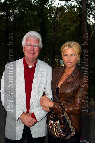 Hilversum 25 september 2003
Uitreiking van de gouden beelden in studio 21
Anita Witsier met Gerard Cox