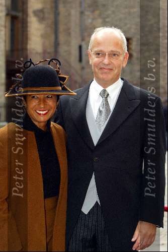 Den Haag 16 september 2003
prinsjesdag 2003 .ministers en staatsecretarissen met hoedjes
Gerrit Zalm met vrouw