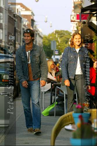 Amsterdam 4 september 2003
Glenn Schaap met tennister....  op  pc hooftstraat