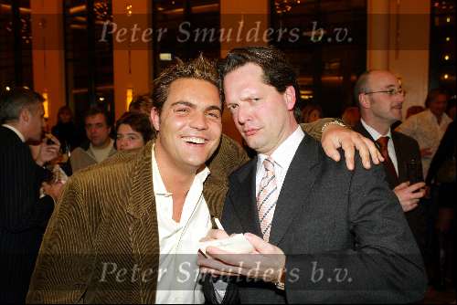 Scheveningen 8 december 2003
Feestje Holland Casino in circustheater.
Mike Starink en Guido den Aantrekker