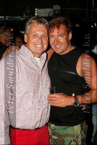 Amsterdam 4 september 2003
Presentatie cd gerard joling en the cooldown cafe met Henny Huisman en Gerard Joling