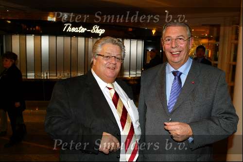 Scheveningen 8 december 2003
Feestje Holland Casino in circustheater.
Tony Tetro Jacobus Toet