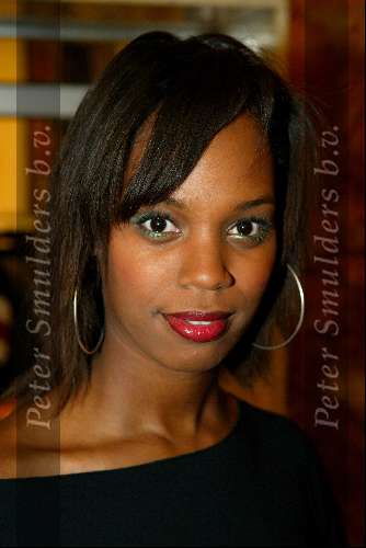 Amsterdam 2 december 2003
Premiere West Side Story in Carre.
Jasmine Sendar