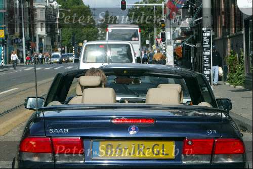 Amsterdam 27 september 2003
Jort Kelder en Georgina Verbaan in Saab cabrio
