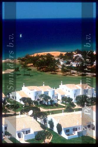 Vale de lobo
Waar zowel John de mol alsmede haar zus Linda de mol wonen tijdens hun vakanties.
