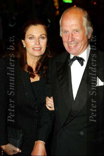 Amsterdam 23 september 2003
Premiere Rosenstrasse in tushinski
Liz Snooyink  met man