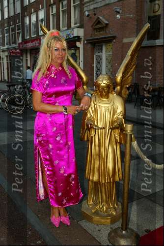 Amsterdam 4 september 2003
Surprise feestje voor babette Cremer vanwege haar 50e verjaardag in de engel op de albert Cuypstraat
Manuela Kemp


 
 

Peter Smulders bv