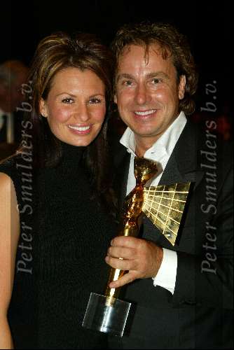 Hilversum 25 september 2003
Uitreiking van de gouden beelden in studio 21
Marco Borsato en Leontine Borsato
