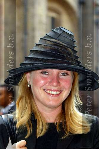 Den Haag 16 september 2003
prinsjesdag 2003 .ministers en staatsecretarissen met hoedjes
Melanie Schultz