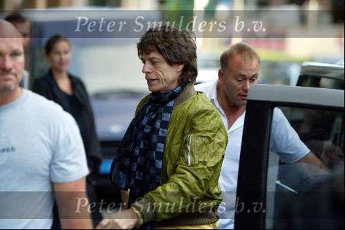 Amsterdam 23 september 2003
Mick Jagger verlaat amstel hotel