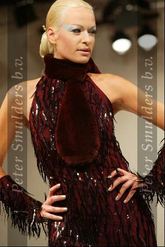 Amsterdam 1 september 2003
Modeshow monique collignon in hotel the grand
