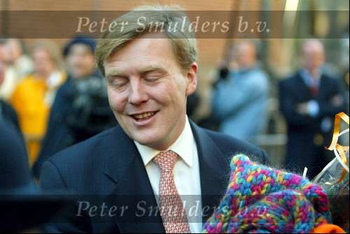 Den Haag 9 december 2003
Prins Willem Alexander aangeven Prinses Catharina Amalia Beatrix Carmen Victoria .